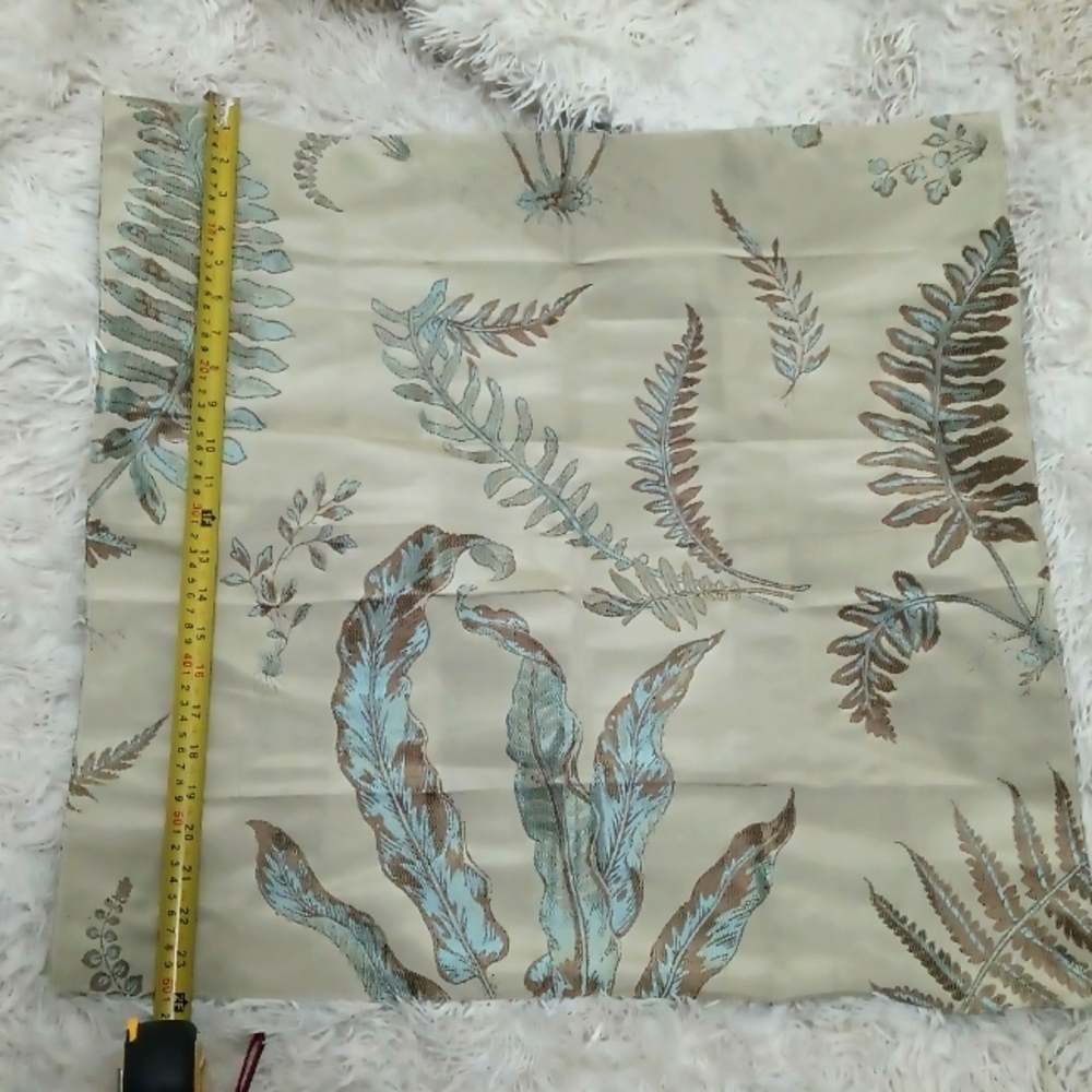 G P & J Baker Fabrics 24inx24in